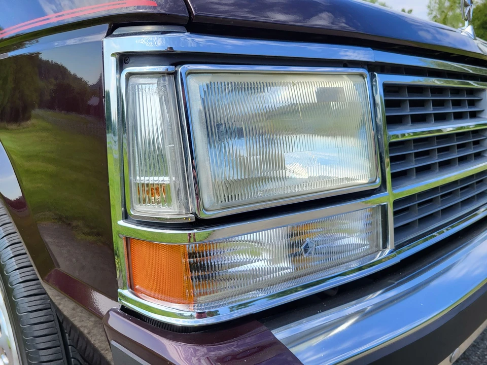 1989 Dodge Caravan - Image 26 of 31
