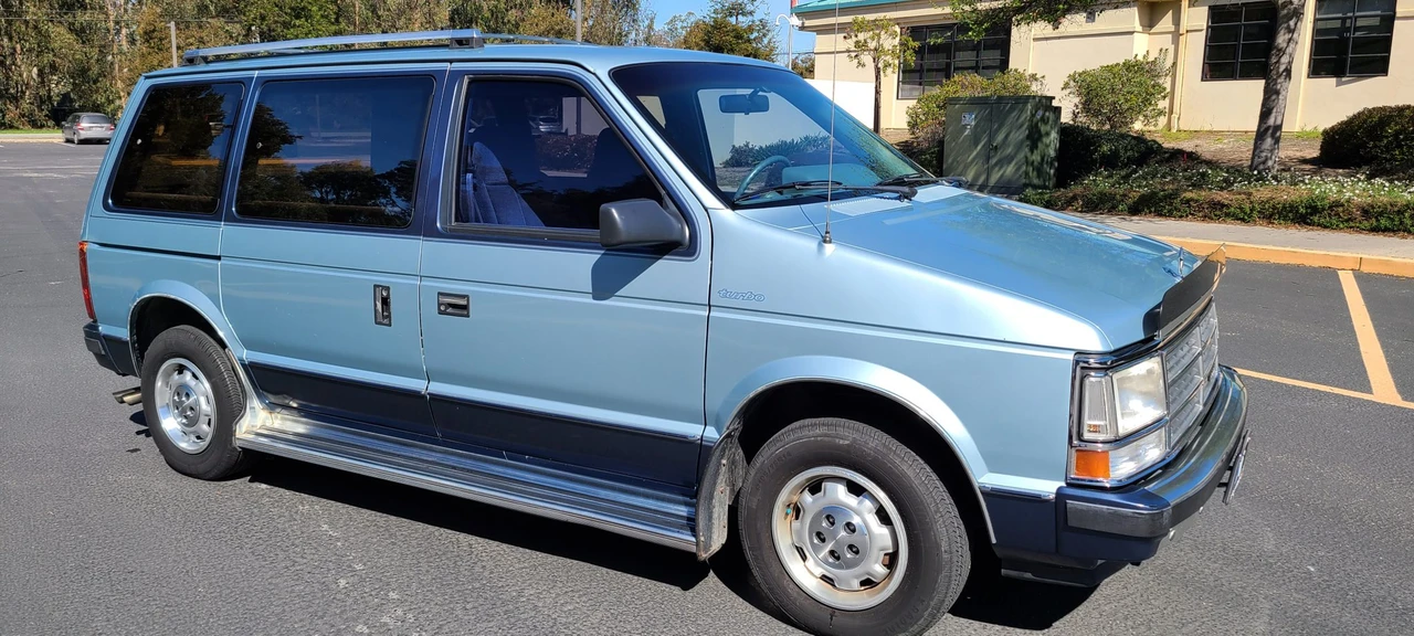 1989 Chrysler K-Car - Image 9 of 31