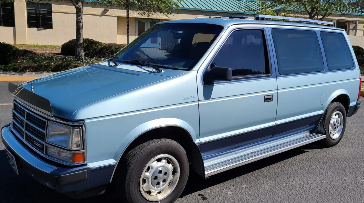 1989 Chrysler K-Car - Image 4 of 31