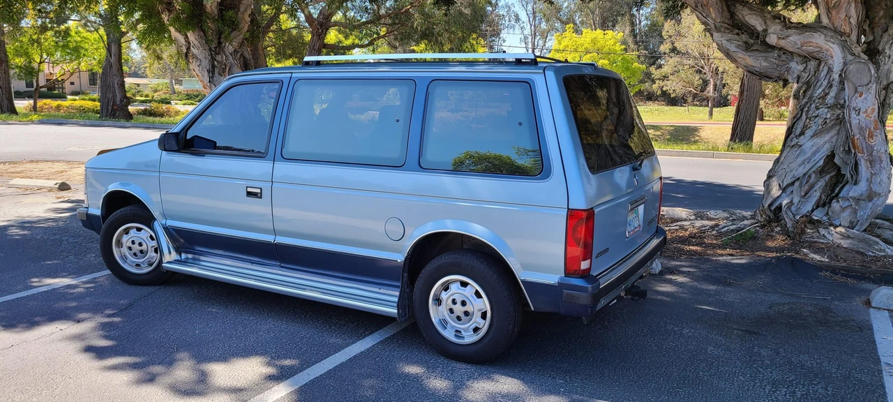 1989 Chrysler K-Car - Image 18 of 31