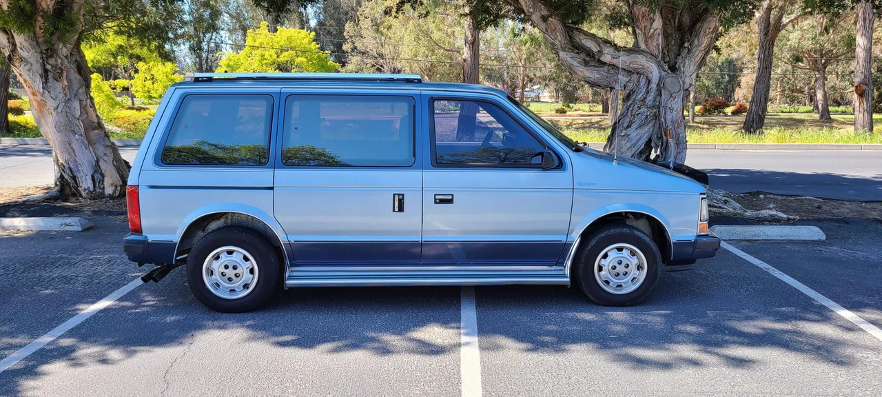1989 Chrysler K-Car - Image 12 of 31