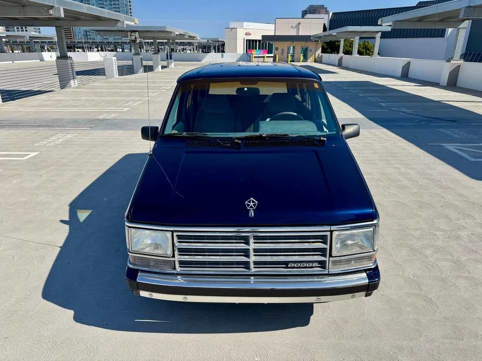 1989 Dodge Caravan - Image 6 of 31