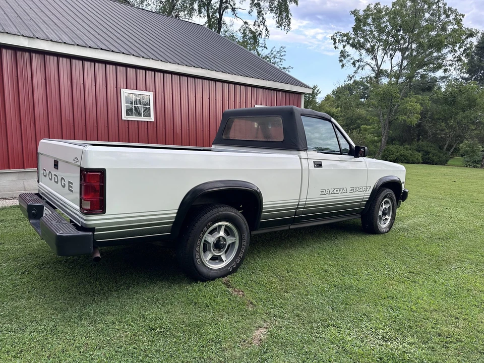 1989 Dodge Dakota 1st Gen - Image 17 of 31