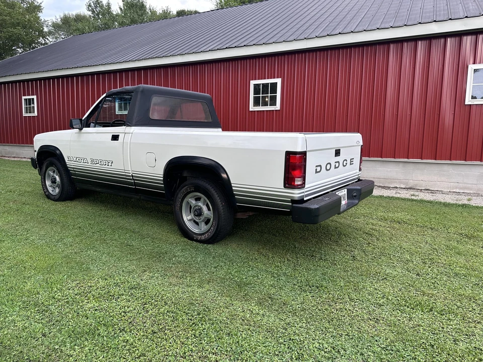 1989 Dodge Dakota 1st Gen - Image 14 of 31