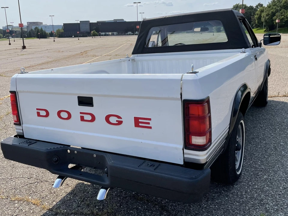 1989 Dodge Dakota 1st Gen - Image 22 of 31
