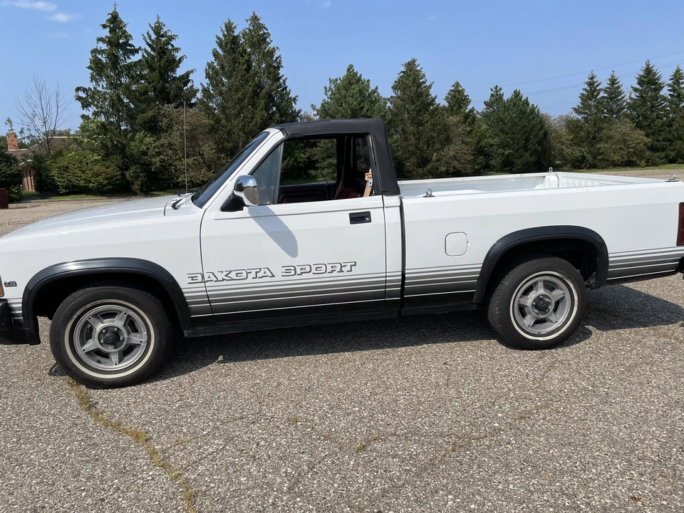 1989 Dodge Dakota 1st Gen - Image 14 of 31
