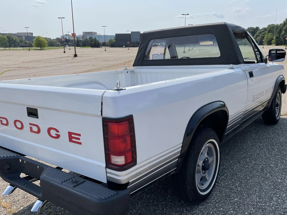 1989 Dodge Dakota 1st Gen - Image 23 of 31