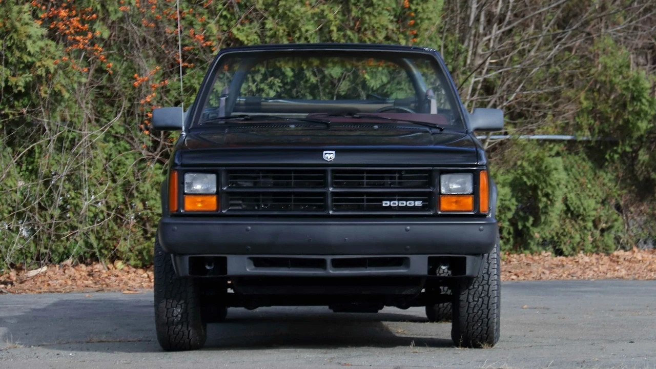 1989 Dodge Dakota 1st Gen - Image 14 of 21