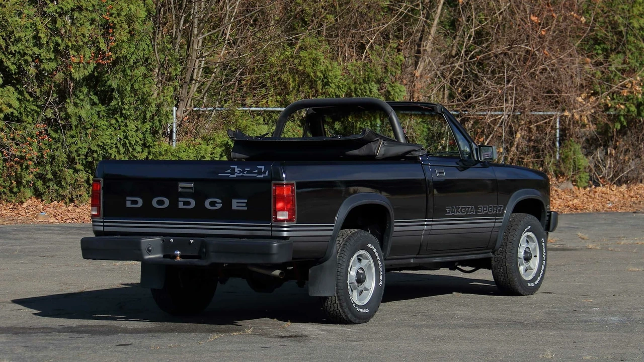 1989 Dodge Dakota 1st Gen - Image 3 of 21