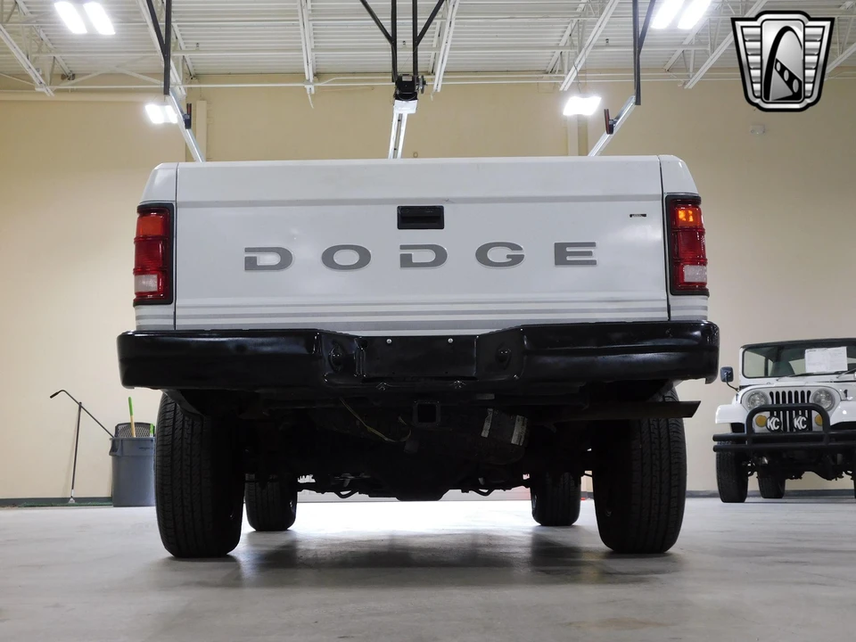 1989 Dodge Dakota 1st Gen - Image 11 of 31