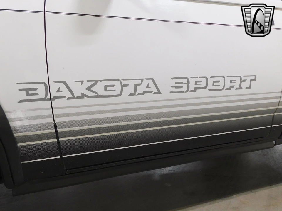 1989 Dodge Dakota 1st Gen - Image 26 of 31