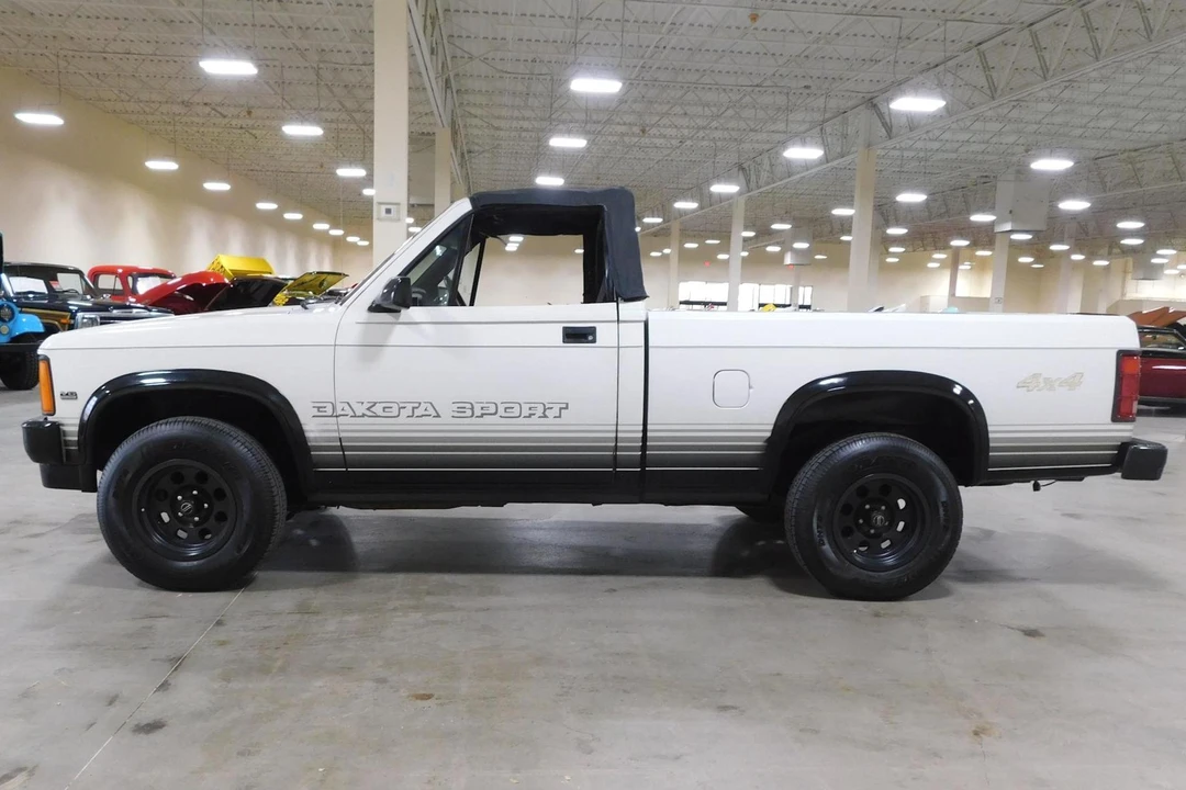 1989 Dodge Dakota 1st Gen - Image 8 of 31