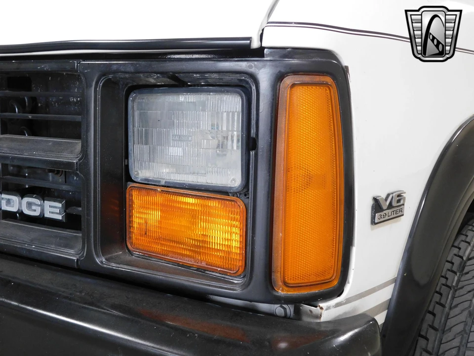 1989 Dodge Dakota 1st Gen - Image 20 of 31