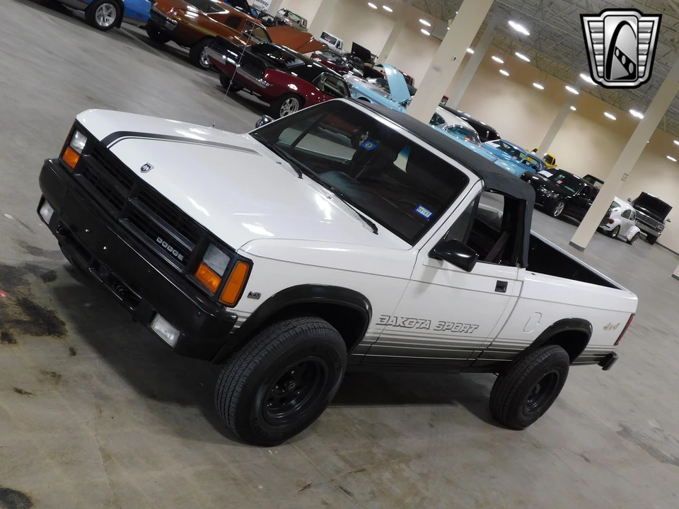 1989 Dodge Dakota 1st Gen - Image 13 of 31