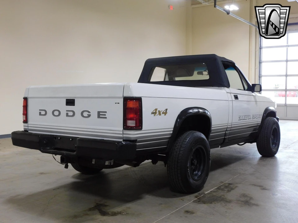 1989 Dodge Dakota 1st Gen - Image 15 of 31