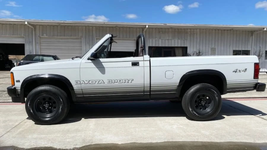 1989 Dodge Dakota 1st Gen - Image 2 of 9