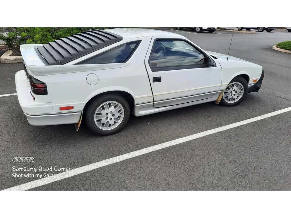 1989 Dodge Daytona - Image 4 of 14