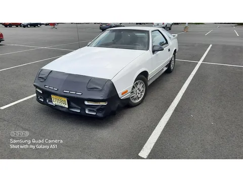 1989 Dodge Daytona ES
