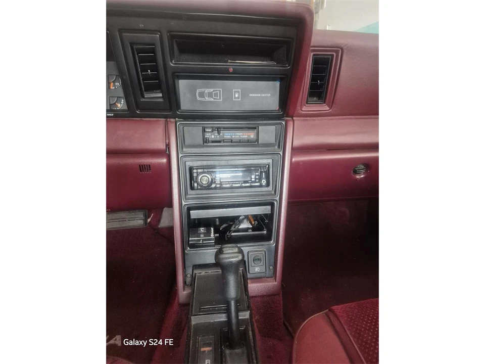 1989 Dodge Daytona - Image 8 of 14