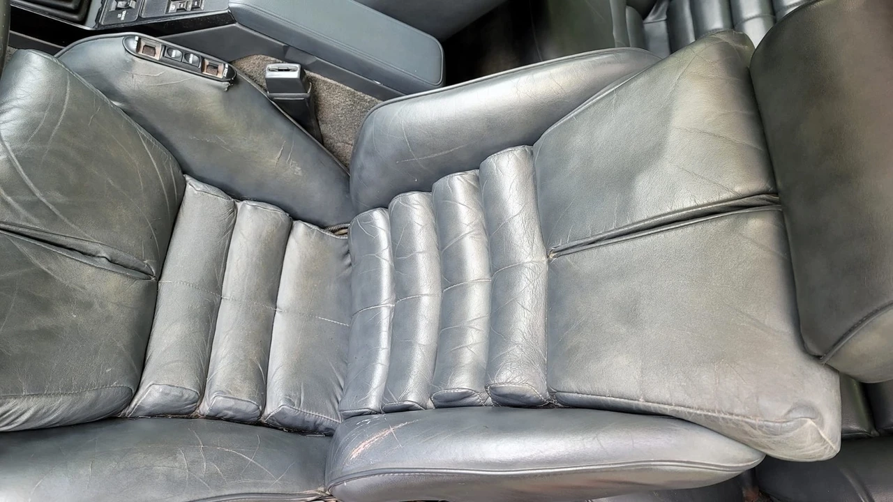 1989 Dodge Daytona - Image 21 of 21