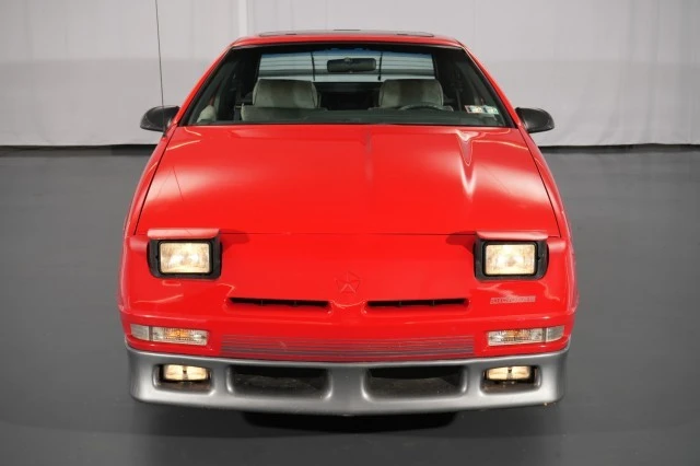 1989 Dodge Daytona - Image 16 of 31