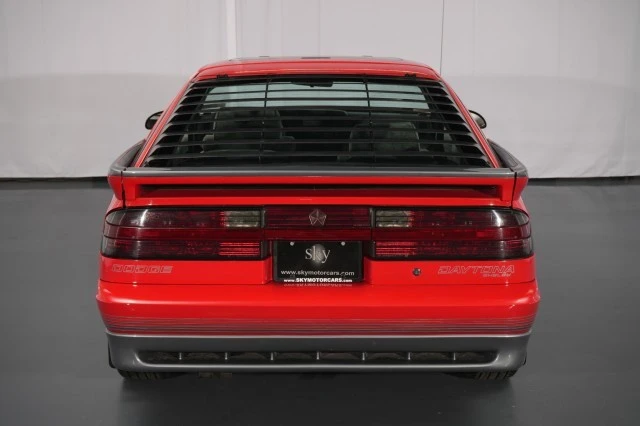1989 Dodge Daytona - Image 17 of 31