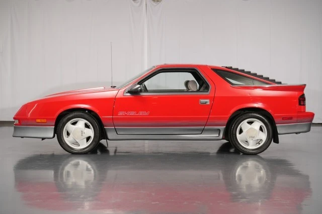 1989 Dodge Daytona - Image 2 of 31