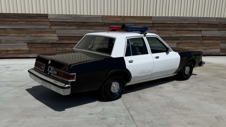 1989 Dodge Diplomat - Image 3 of 17