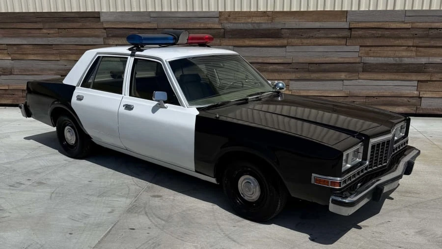 1989 Dodge Diplomat - Image 6 of 17