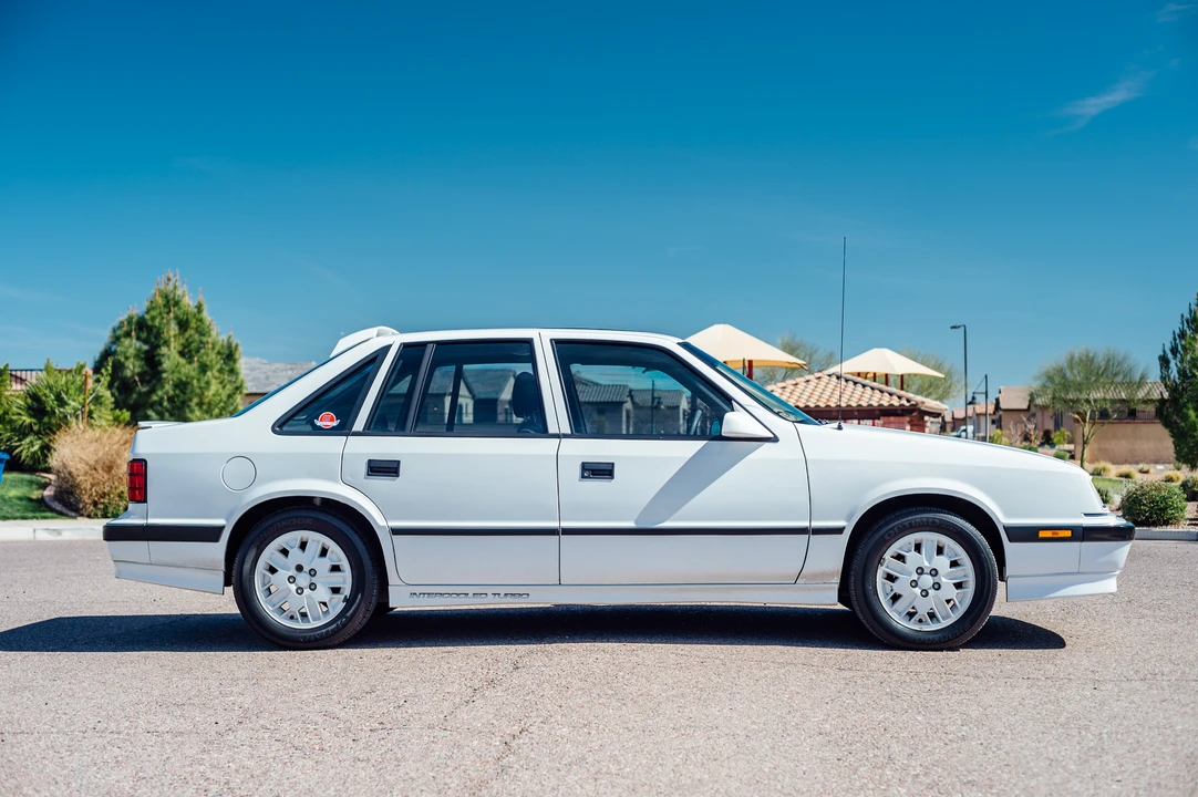 1989 Dodge Shelby Lancer - Image 10 of 31
