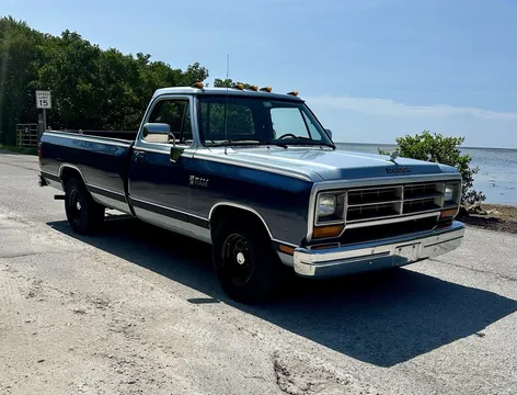 1989 Dodge Ram D150 Long Bed LE