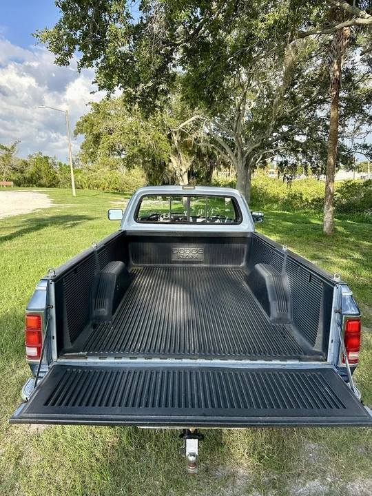 1989 Dodge D Series - Image 18 of 24