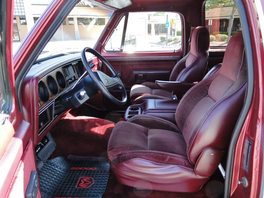 1989 Dodge Ramcharger - Image 3 of 5