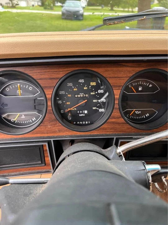 1989 Dodge Ramcharger - Image 11 of 14