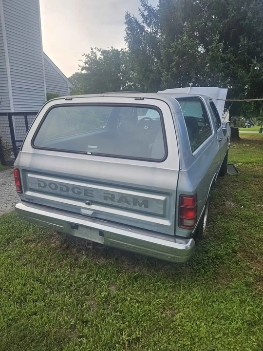 1989 Dodge Ramcharger - Image 3 of 5