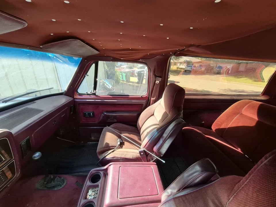 1989 Dodge Ramcharger - Image 6 of 8