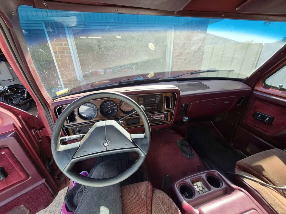 1989 Dodge Ramcharger - Image 5 of 8
