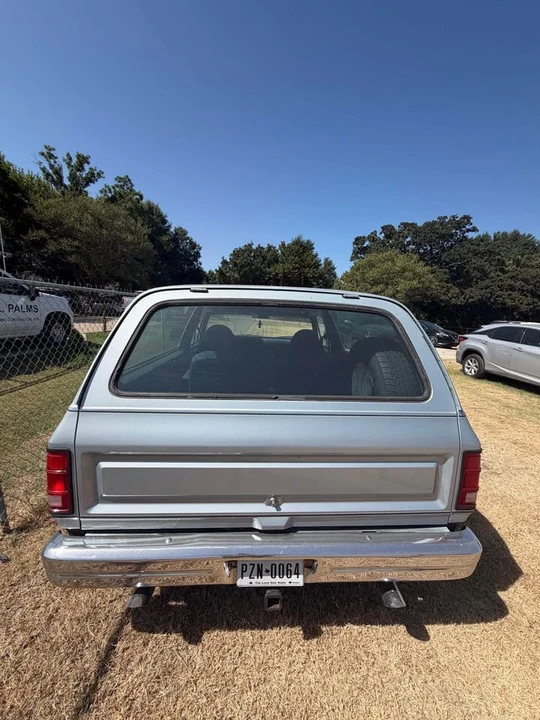 1989 Dodge Ramcharger - Image 2 of 7