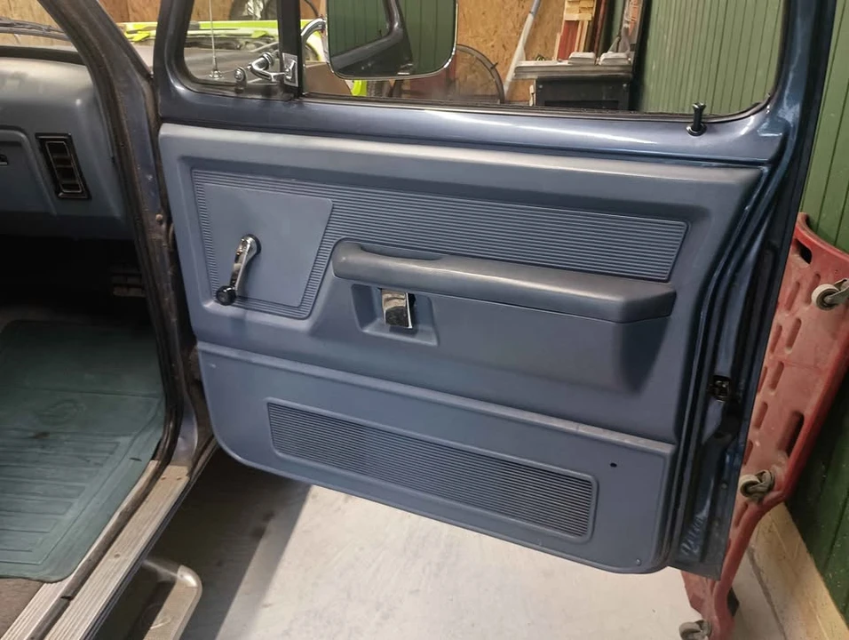 1989 Dodge Ramcharger - Image 7 of 13