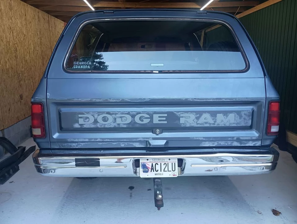 1989 Dodge Ramcharger - Image 4 of 13
