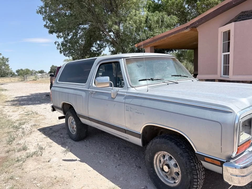 1989 Dodge Ramcharger - Image 2 of 10