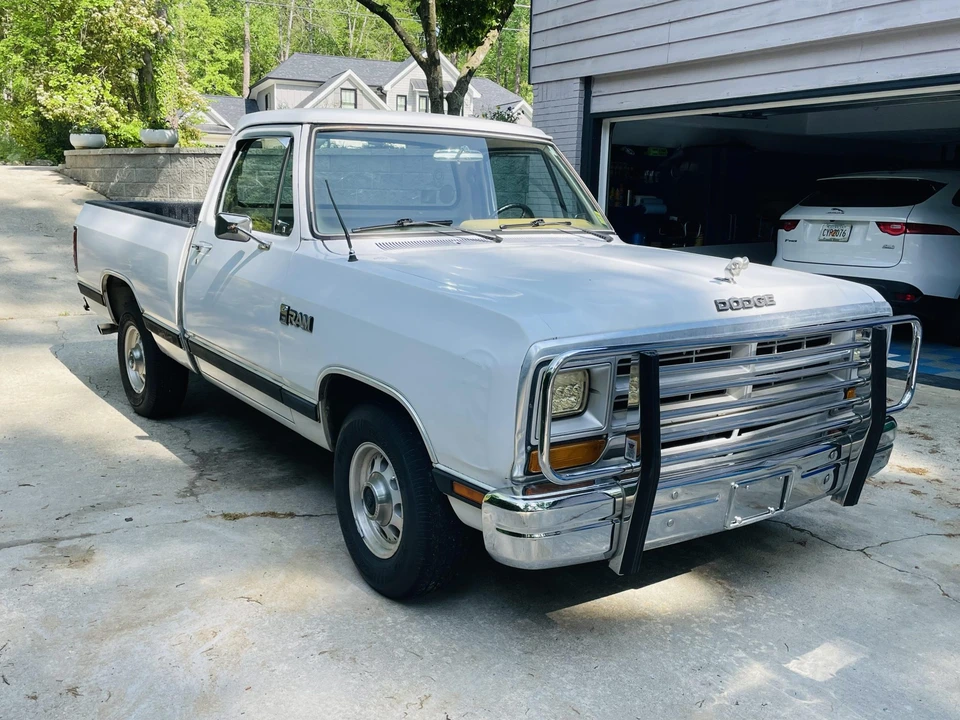 1989 Dodge Ram 1st Gen - Image 8 of 31