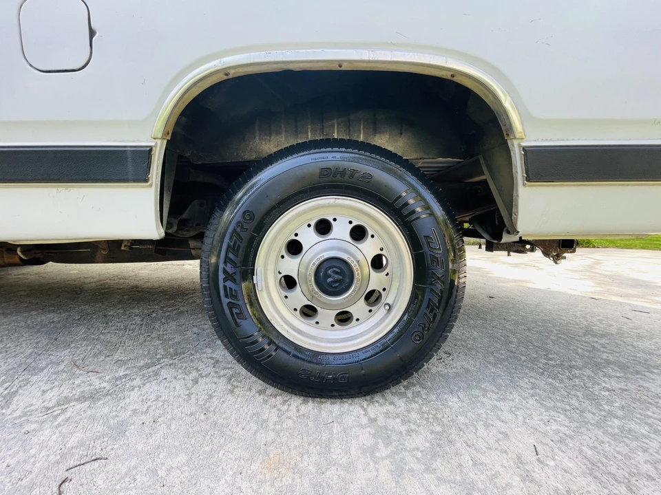 1989 Dodge Ram 1st Gen - Image 23 of 31