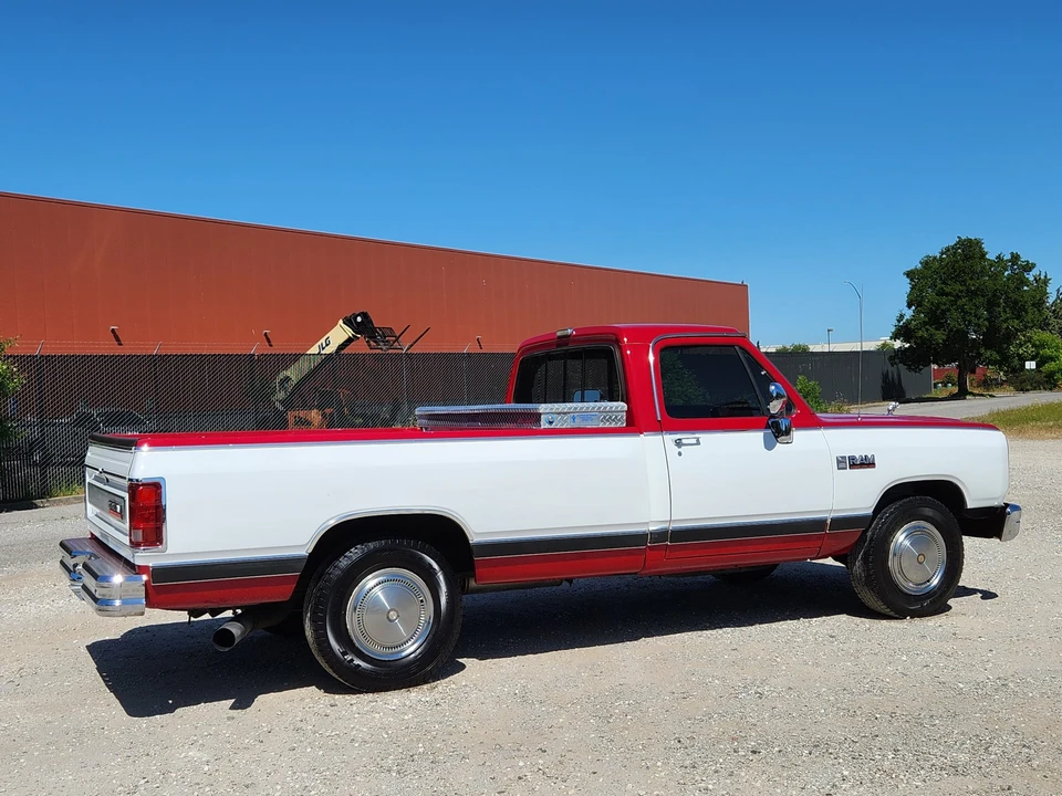 1989 Dodge Ram 1st Gen - Image 15 of 31