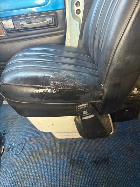 1989 Dodge Ram Van - Image 15 of 21