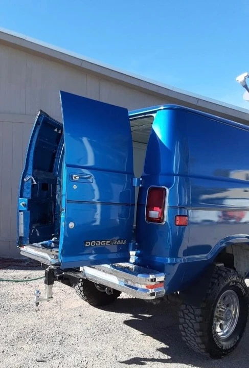 1989 Dodge Ram Van - Image 9 of 21