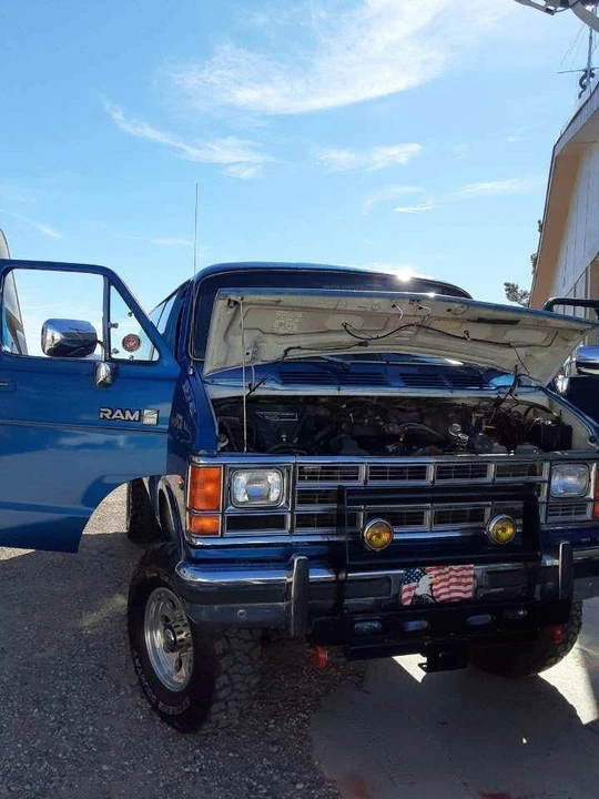 1989 Dodge Ram Van - Image 14 of 21