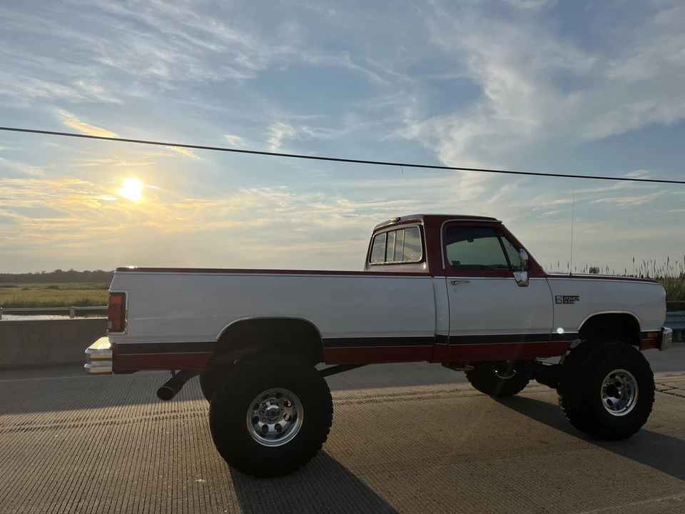 1989 Dodge Ram 1st Gen - Image 17 of 31
