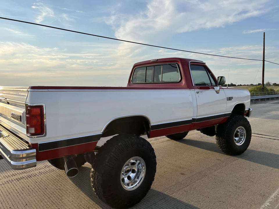 1989 Dodge Ram 1st Gen - Image 16 of 31