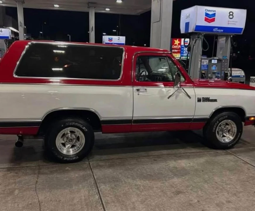 1989 Dodge Ramcharger - Image 5 of 6